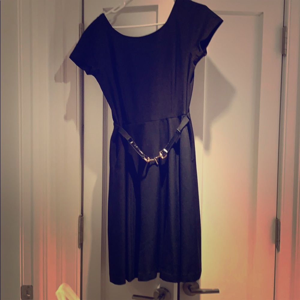 Ellen Tracy Black fitted and flared dress